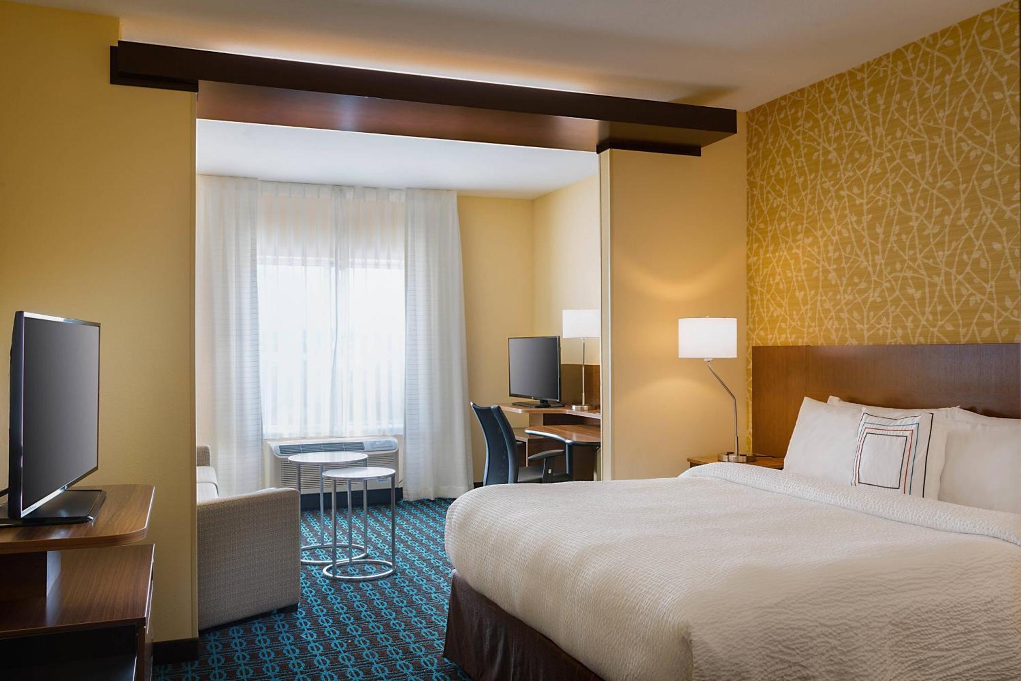 Fairfield Inn & Suites By Marriott Dallas West/I-30 מראה חיצוני תמונה